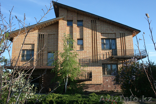 Продается кирпичный коттедж (г. Степногорск, 20 мкр.) - Изображение #1, Объявление #704716