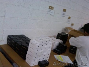 Nikon D4  Nikon FX-format (36 x 23.9mm)  with 16.2 Effective Megapixe